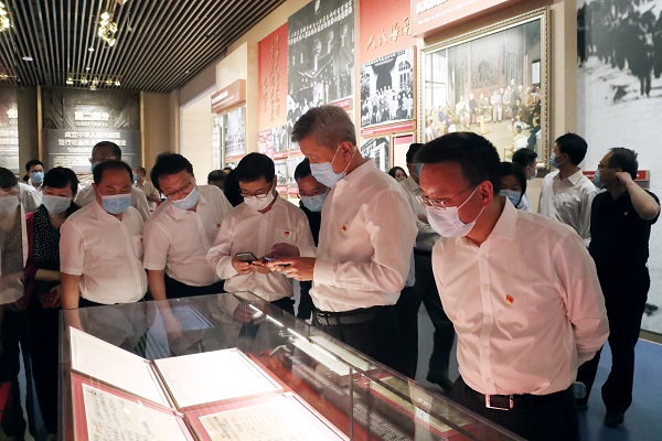 郝鹏、、、国资、、、央企、、、国资委、、、书记、、、主任、、、国企、、、企业刷新